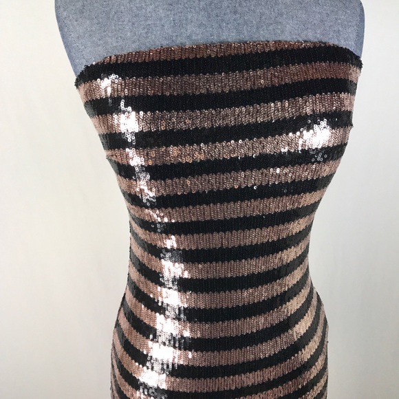 Forever 21 Women's Junior Size M Black & Pink Gold - Picture 3 of 8